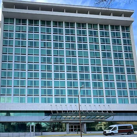 17 West Hotel, Ascend Hotel Collection